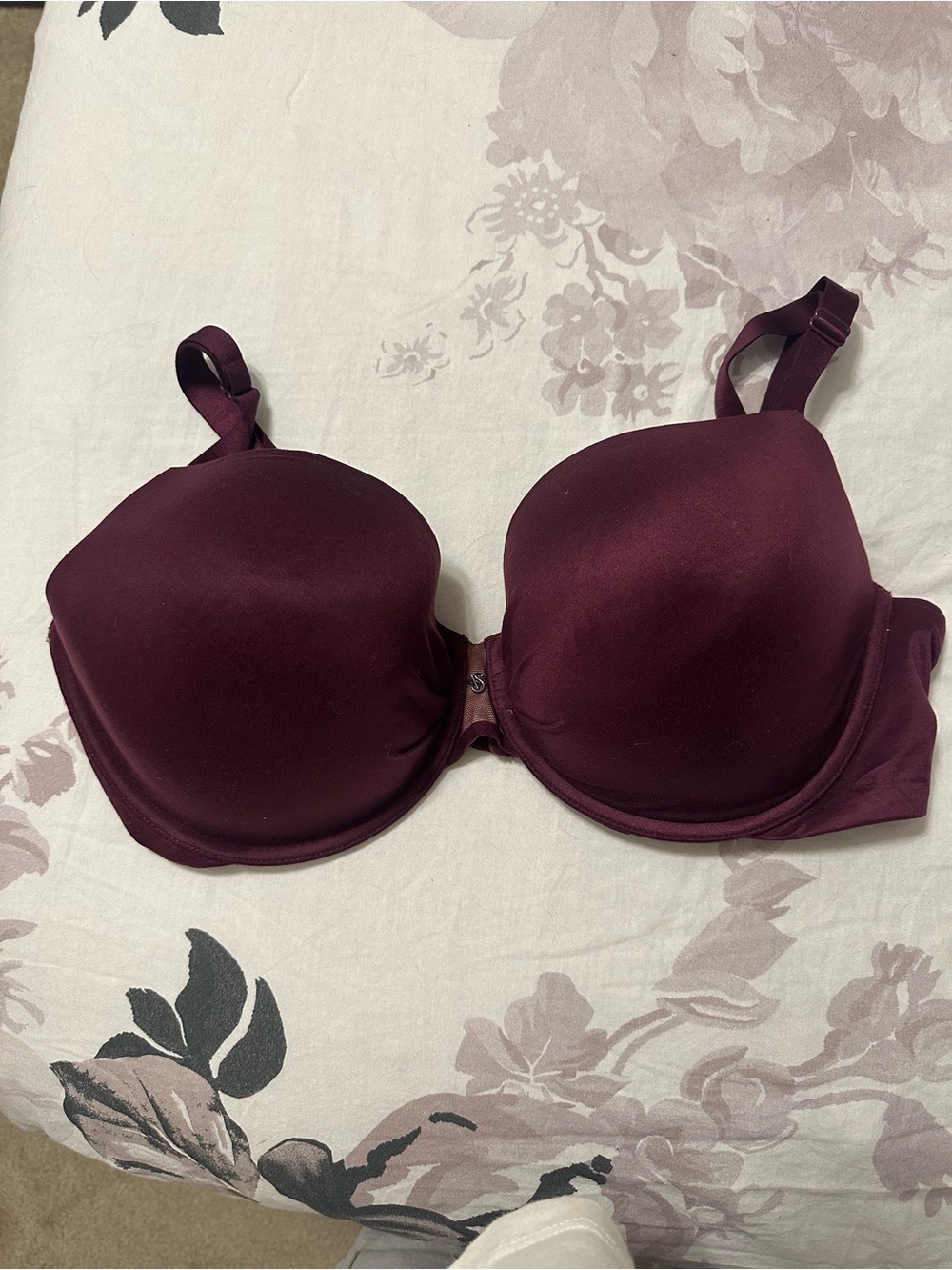 Victoria's Secret Molded Plunge Bra in Deep Wine